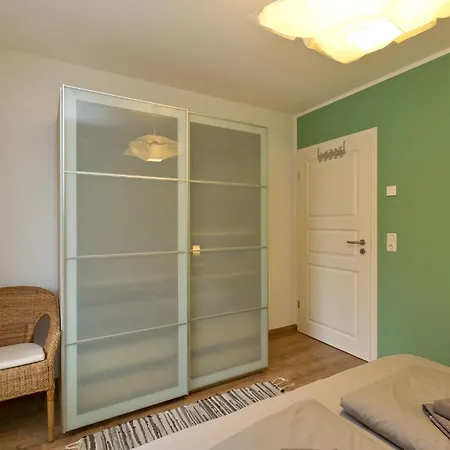 Stieglitz Nest * Marienfelde